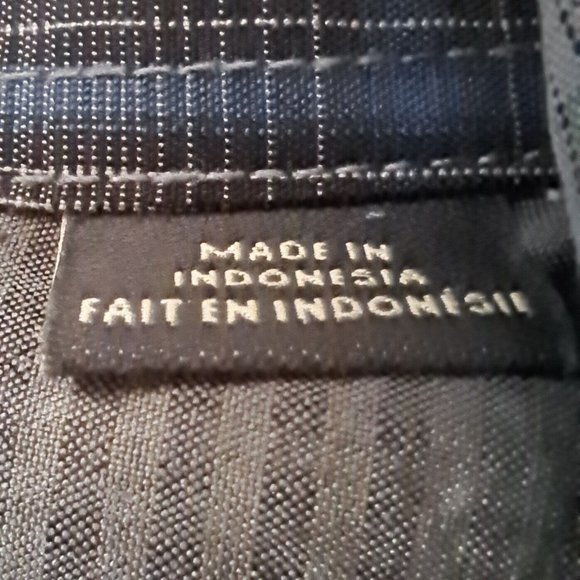 ROYAL ROBBINS SHIRT Sz MEDIUM modal SUBLIME & SOFT PLAID GORPCORE COTTAGECORE - Picture 9 of 11